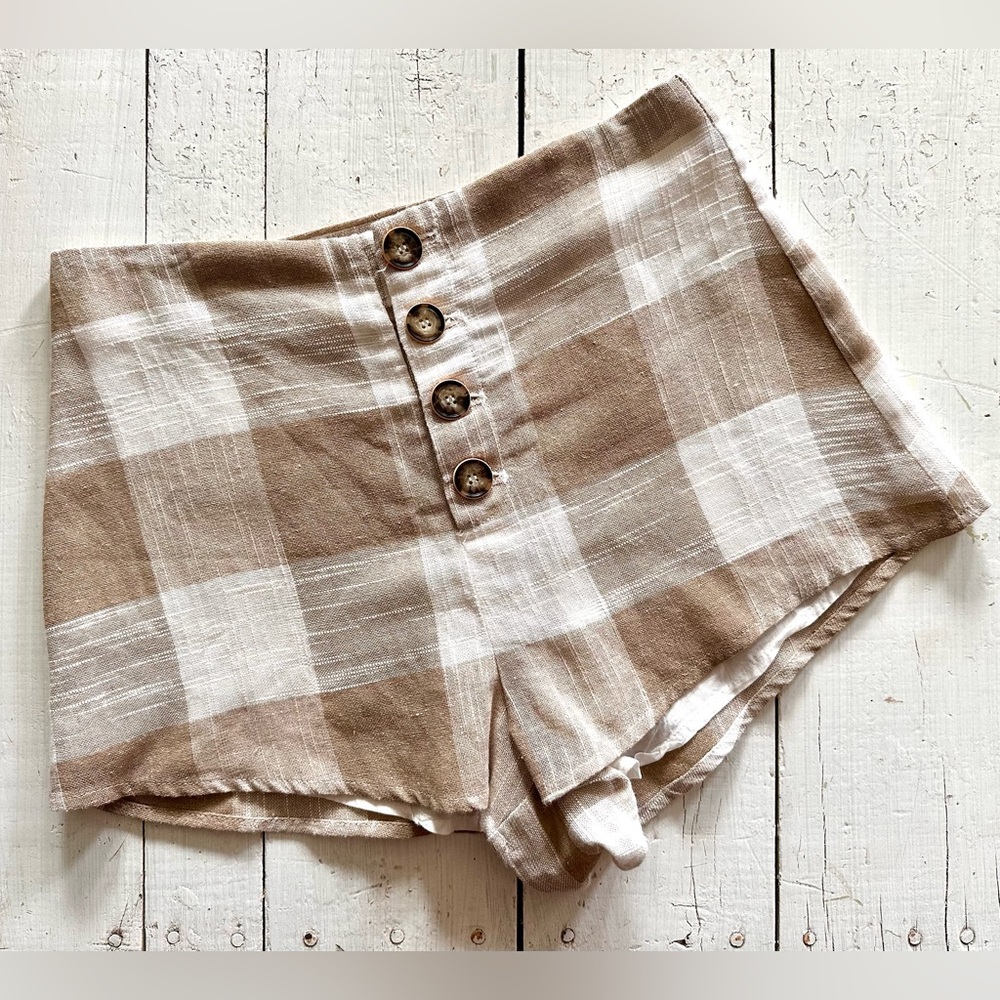 Plaid linen shorts